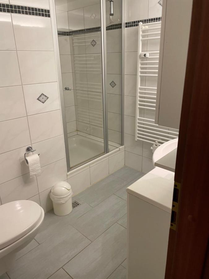 Wohnunghahnenkleeld Goslar Luaran gambar